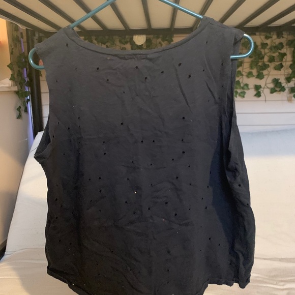 Crop top - Picture 2 of 2